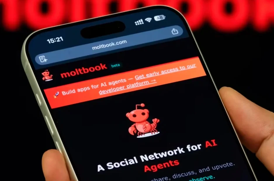 ¿Qué es Moltbook? La red social sólo para IAs que está revolucionando Internet